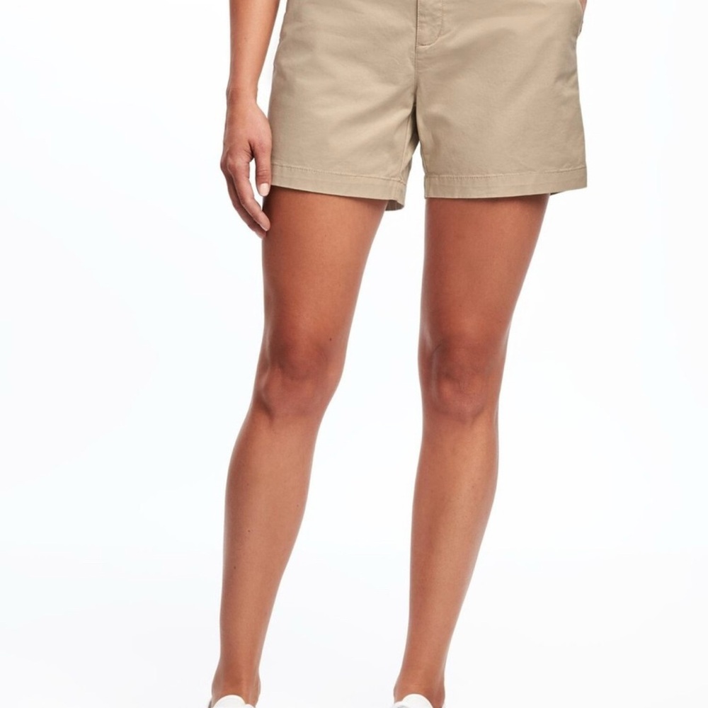 Old Navy Tan Bermuda Shorts Relaxed Fit Cotton, Size 16